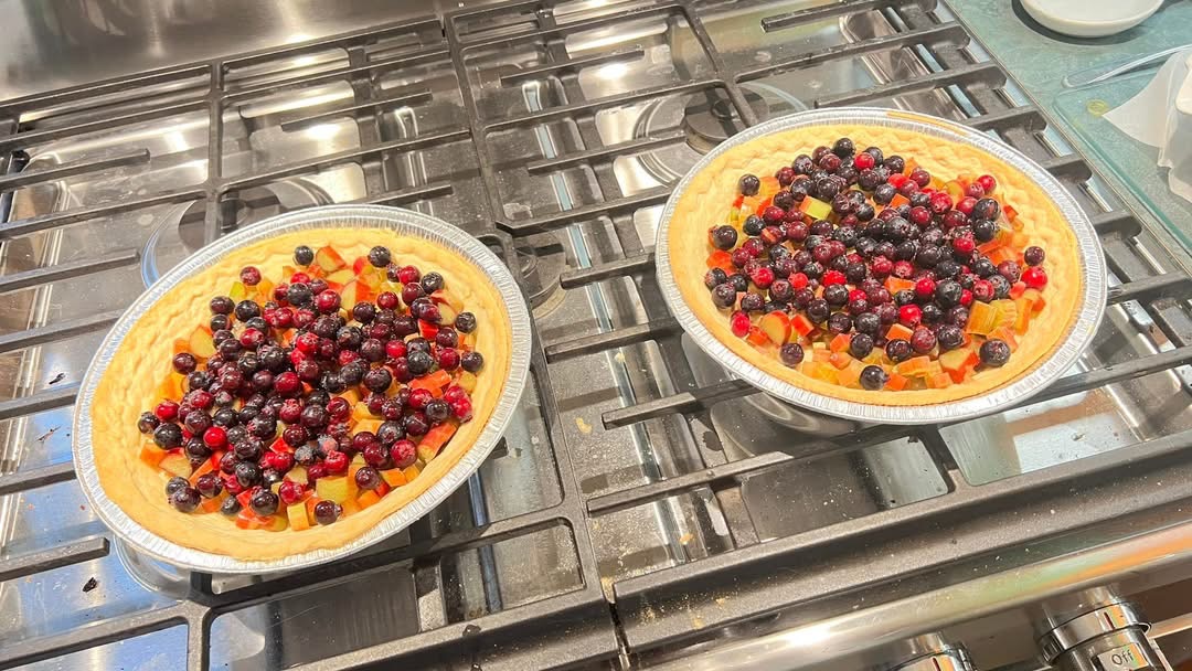 Rhubarb & Saskatoon Berry Pie